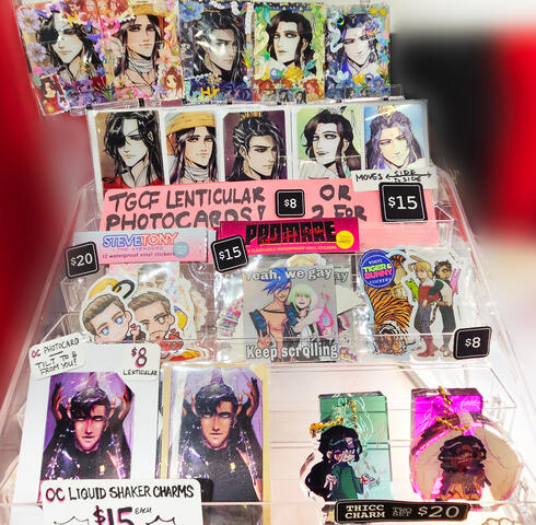 TGCF lenticular photocard display